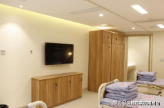 该病院配备500张住院床位取300余名医护团